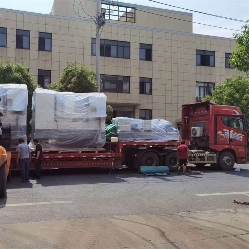 黑龙江双鸭山尖山到南京物流公司一站式服务，让货运更轻松